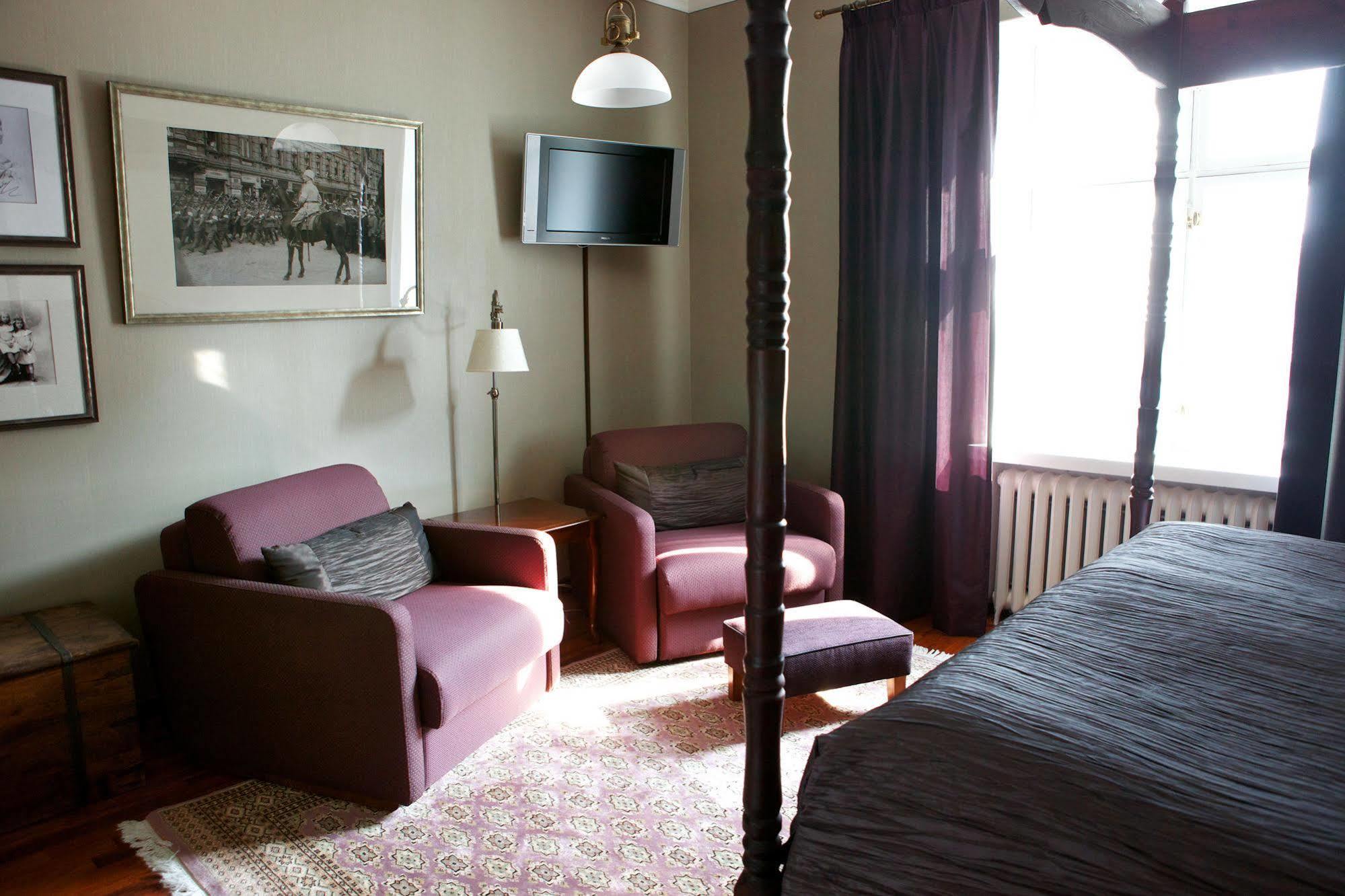 Boutique Hotel Yoepuu Jyvaskyla Bagian luar foto