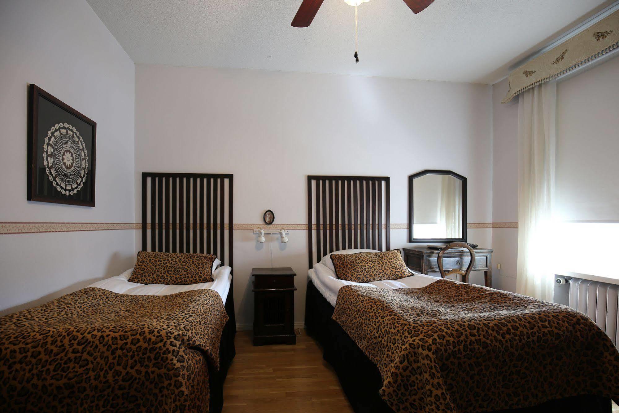 Boutique Hotel Yoepuu Jyvaskyla Bagian luar foto